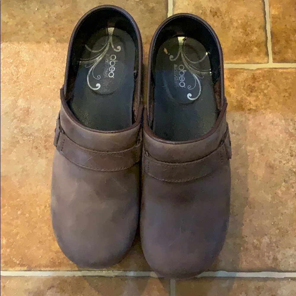Abeo Nursing Shoes